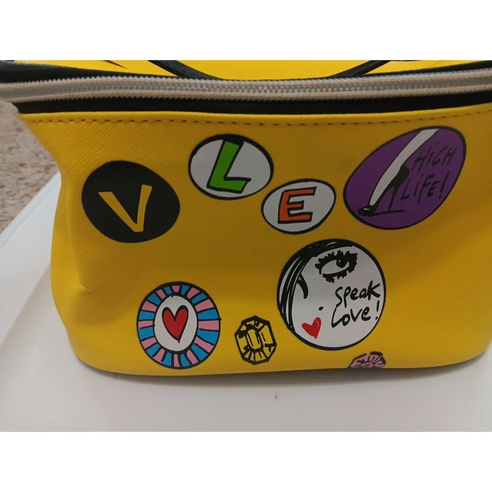 Izak New York Cosmetic‎ Bag Yellow 'Speak Love' NYC